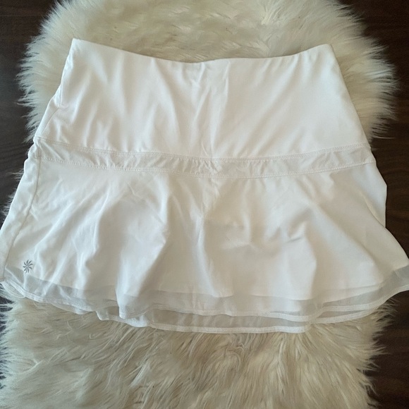 ATHLETA ‘Upbeat’ Mesh Overlay Tennis Skirt Skort - Picture 4 of 15
